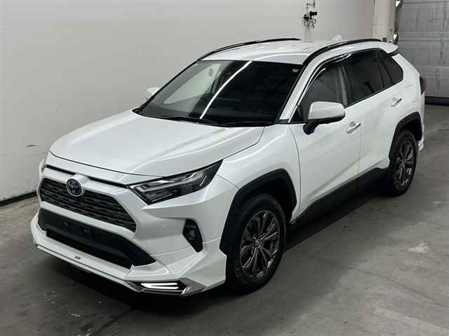 TOYOTA RAV4 2024