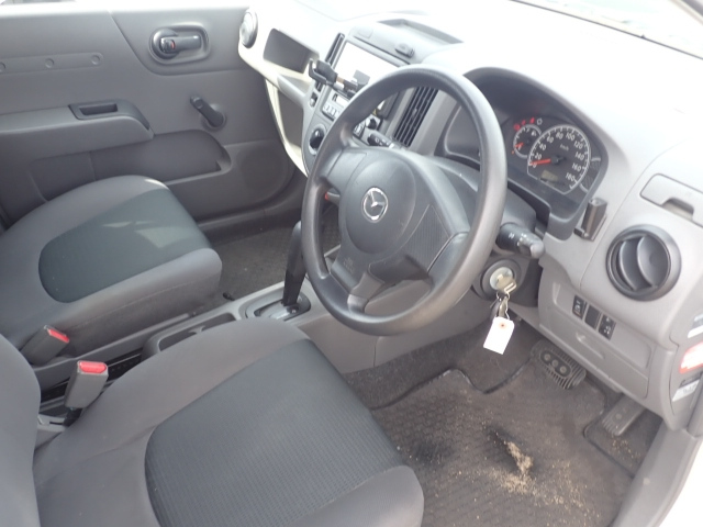 MAZDA FAMILIA VAN 2011