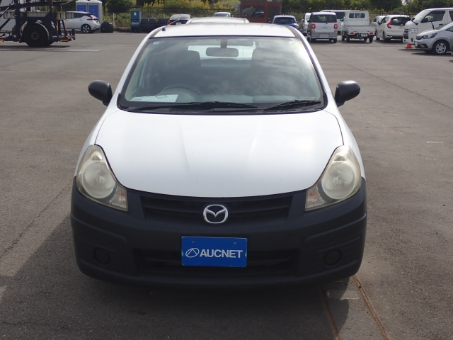 MAZDA FAMILIA VAN 2011