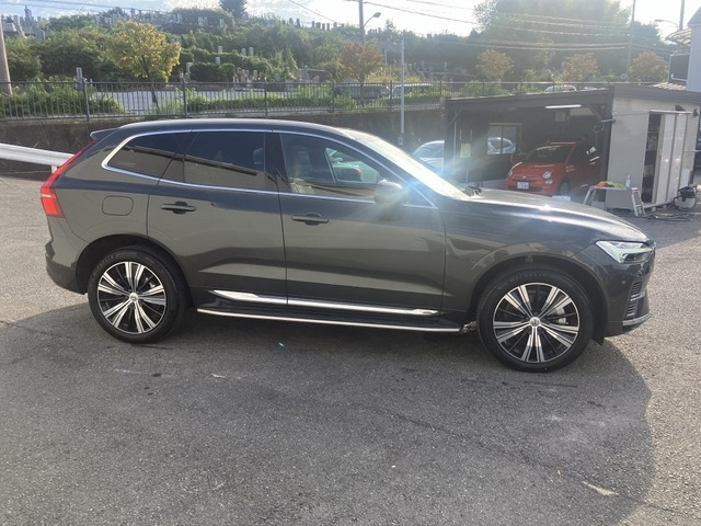 VOLVO XC60 2021