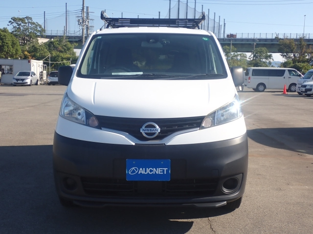 NISSAN NV200 2020