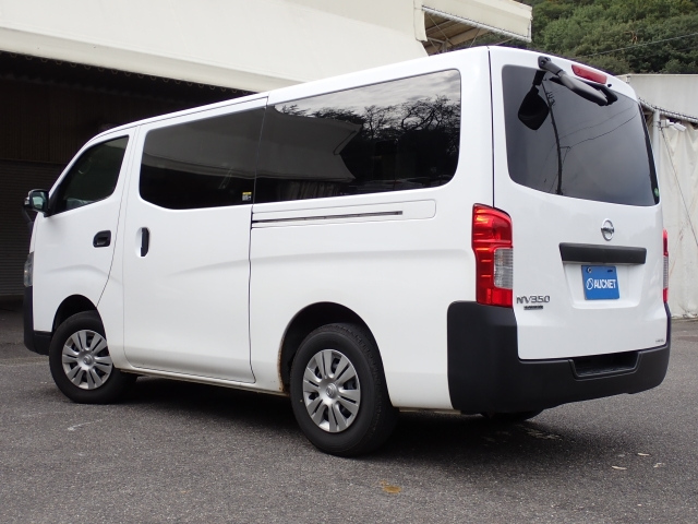 NISSAN CARAVAN VAN 2018