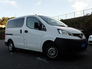 NISSAN NV200 2019