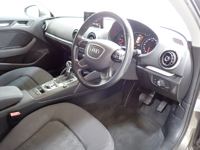 AUDI A3 2016