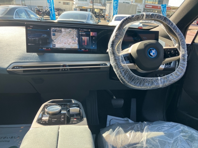 BMW IX 2022