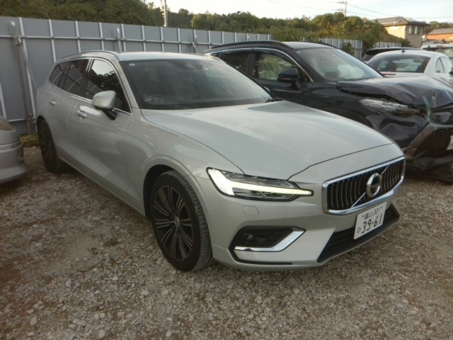 VOLVO V60 2019
