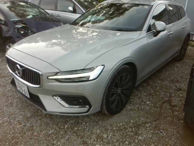 VOLVO V60 2019