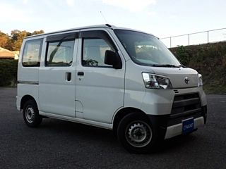 TOYOTA PIXIS VAN 2019