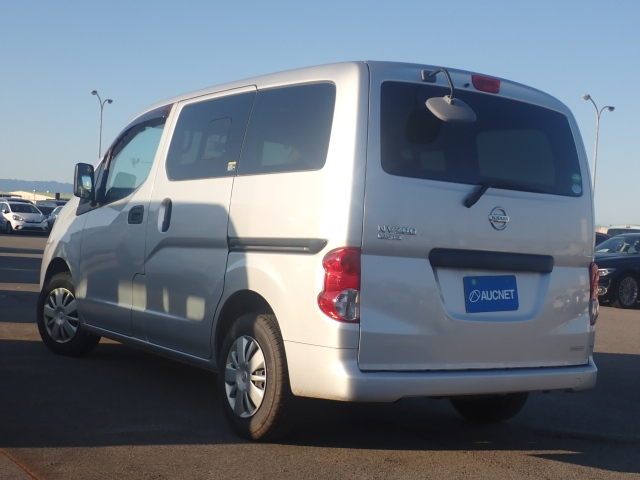 NISSAN NV200 2016