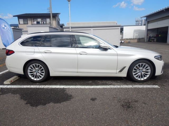 BMW 5 SERIES 2021