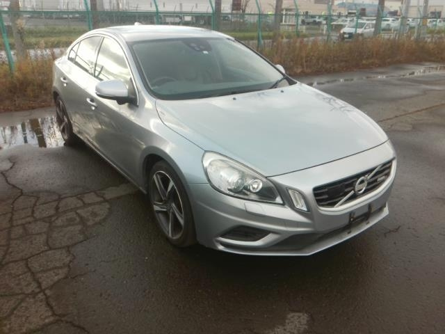 VOLVO S60 2012