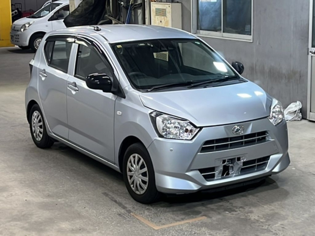 DAIHATSU MIRA E S 2020