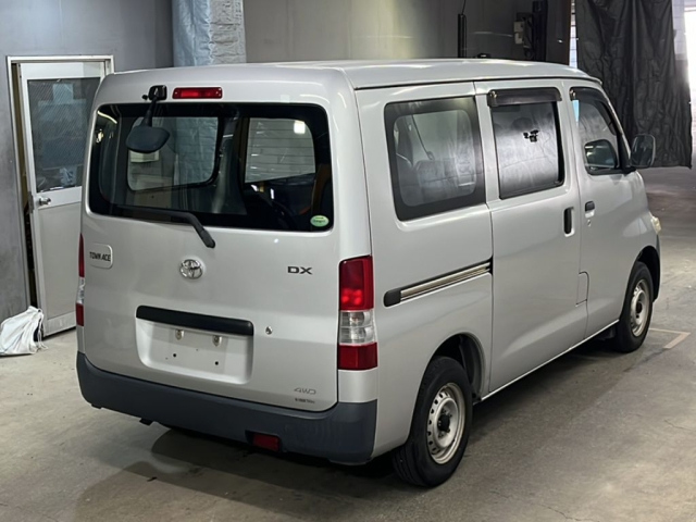 TOYOTA TOWN ACE VAN 2013