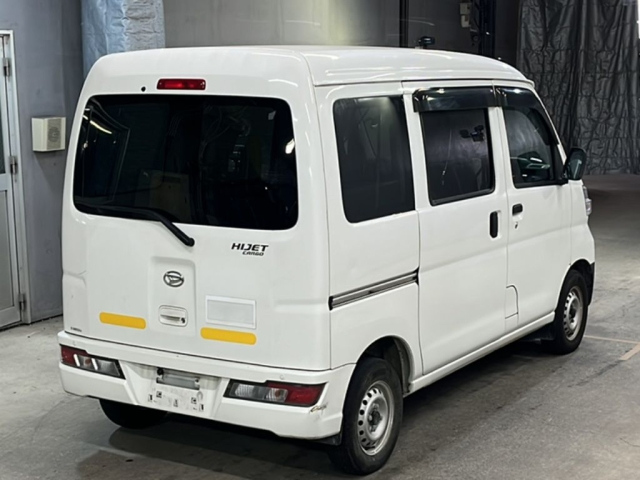 DAIHATSU HIJET VAN 2021