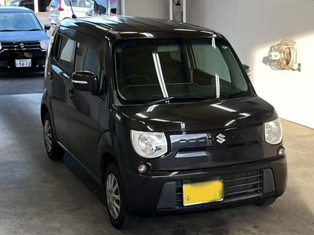 SUZUKI MRWAGON 2011