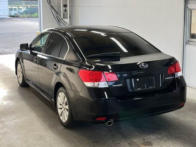 SUBARU LEGACY B4 2010