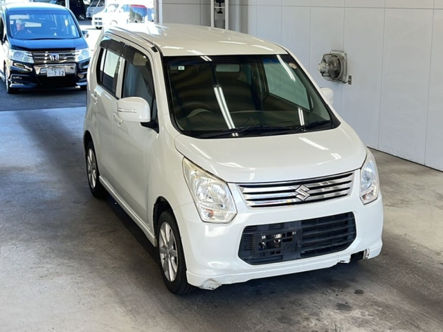 SUZUKI WAGON R 2013