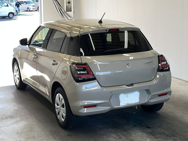 SUZUKI SWIFT 2024