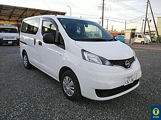NISSAN NV200 2021