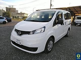 NISSAN NV200 2021
