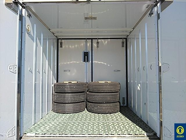 MITSUBISHI CANTER 2020