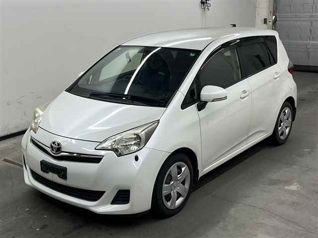 TOYOTA RACTIS 2012