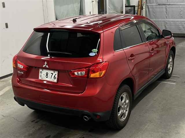 MITSUBISHI RVR 2013
