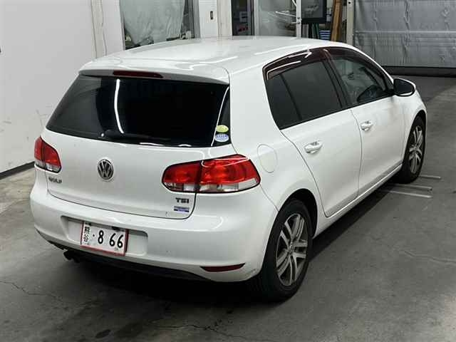 VOLKSWAGEN GOLF 2011