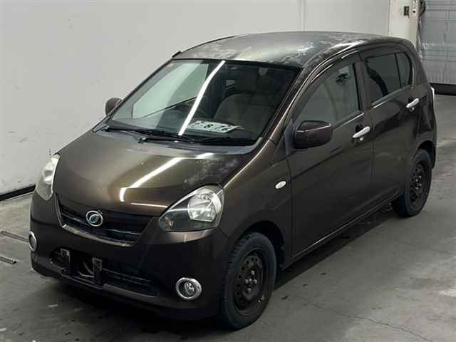 DAIHATSU MIRA E S 2011