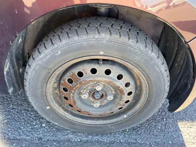 DAIHATSU MIRA E S 2011