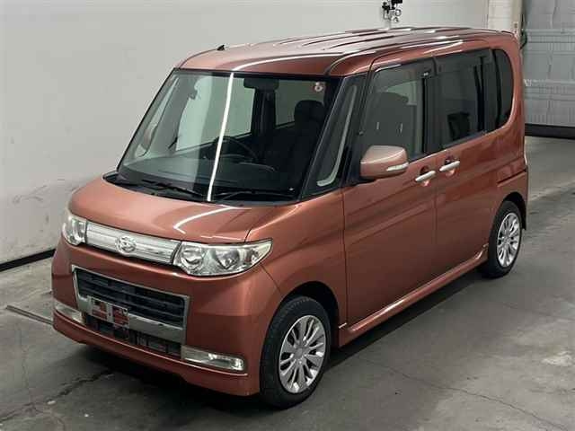 DAIHATSU TANTO 2008