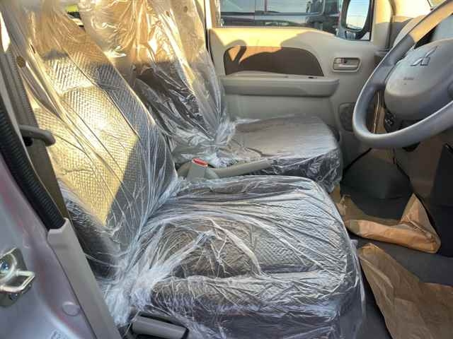 MITSUBISHI MINICAB VAN 2025