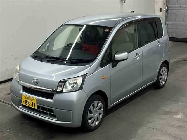 DAIHATSU MOVE 2013