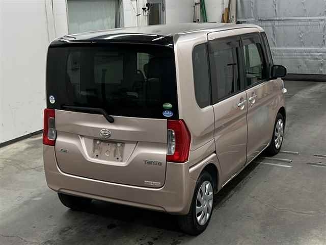 DAIHATSU TANTO 2014