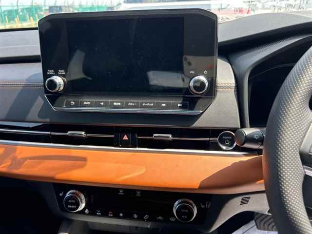 MITSUBISHI OUTLANDER PHEV 2024