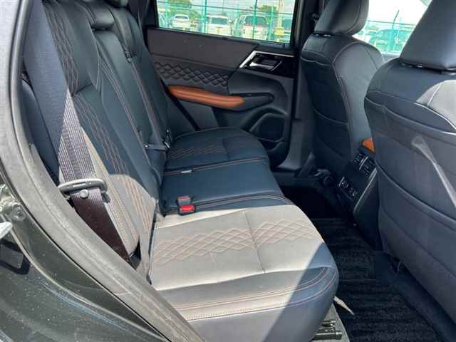 MITSUBISHI OUTLANDER PHEV 2024