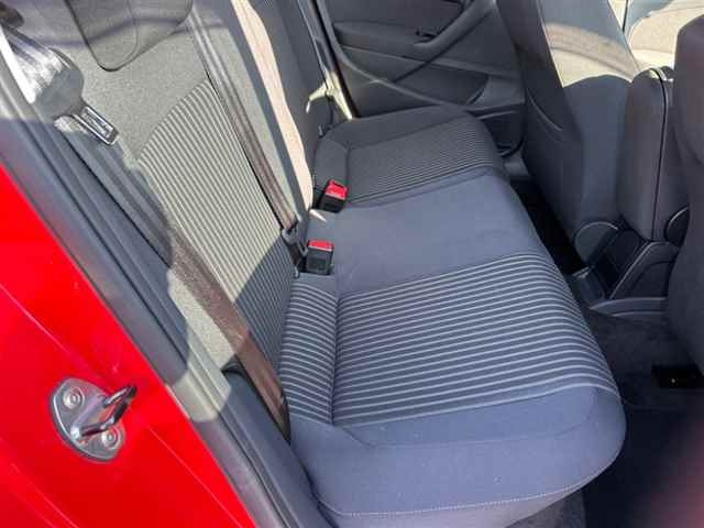 VOLKSWAGEN POLO 2013