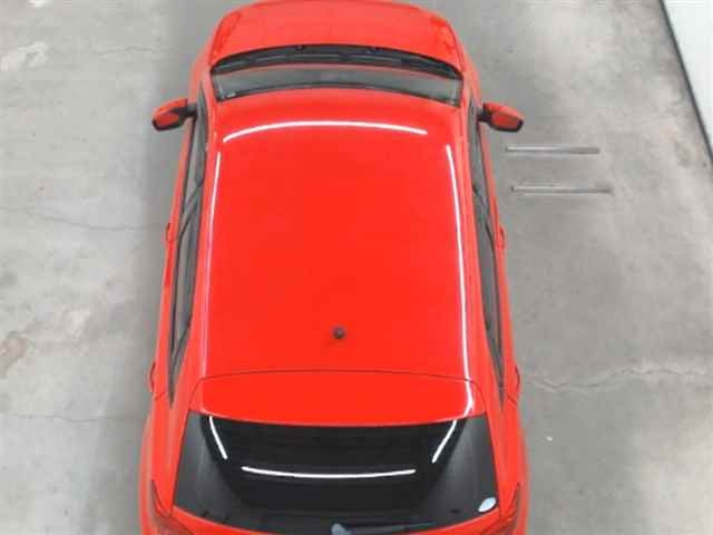 VOLKSWAGEN POLO 2013