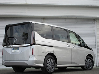 NISSAN SERENA 2023