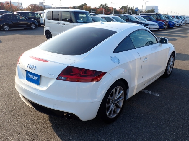 AUDI TT 2011