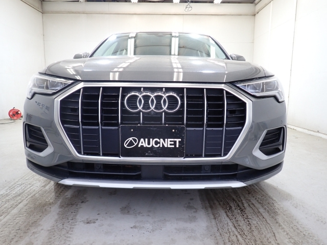 AUDI Q3 2021