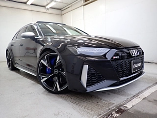 AUDI RS6 2021