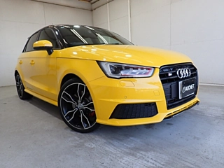 AUDI S1 2016