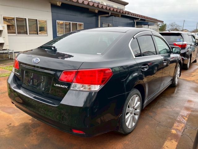 SUBARU LEGACY B4 2010