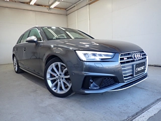 AUDI S4 2019