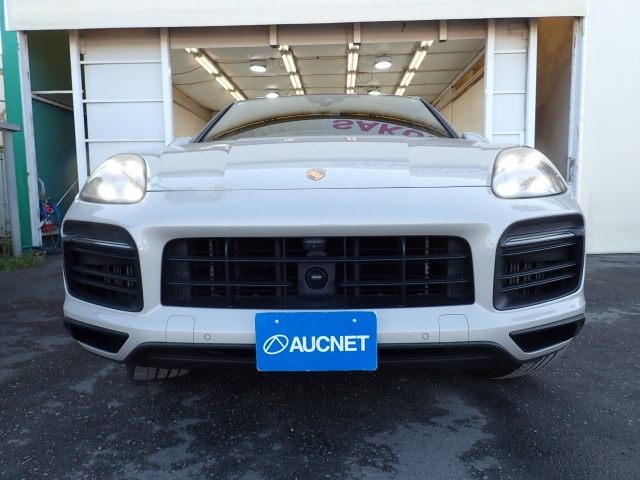 PORSCHE CAYENNE 2020