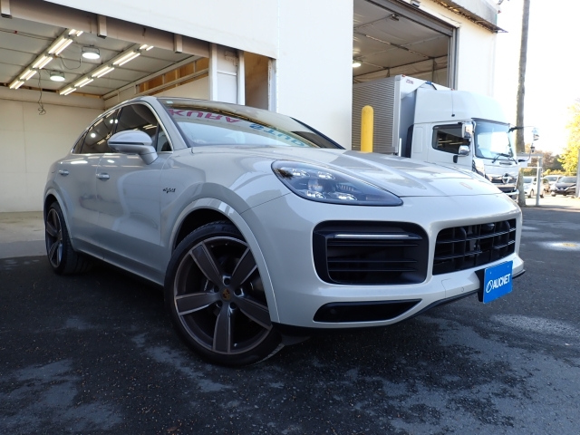 PORSCHE CAYENNE 2020