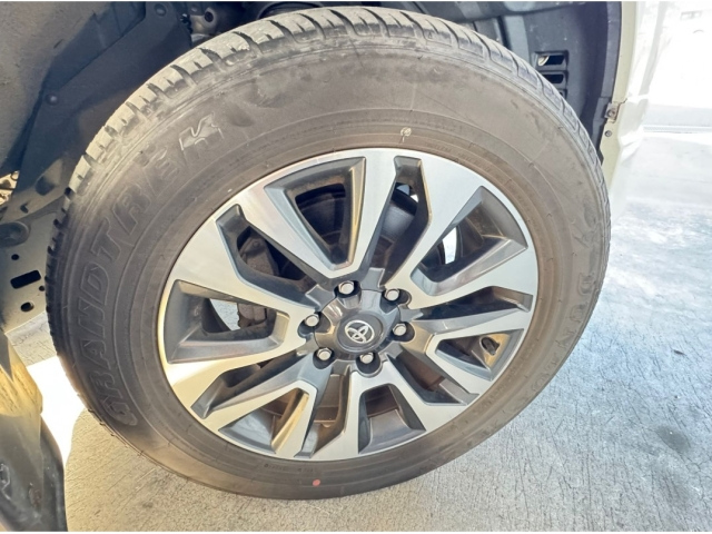 TOYOTA LAND CRUISER PRADO 2022