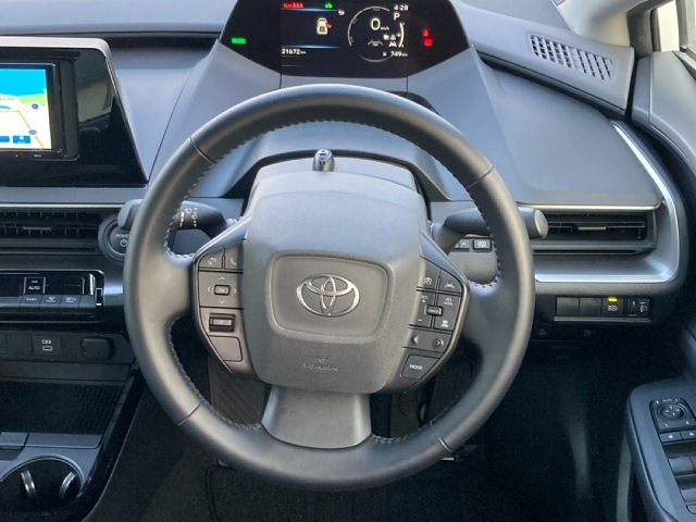 TOYOTA PRIUS 2024