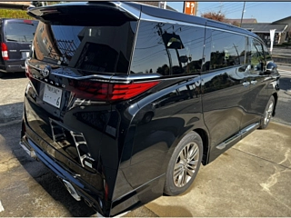 TOYOTA ALPHARD 2024